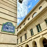 With Lift & Ac Saint-germain-des-pres Paris
